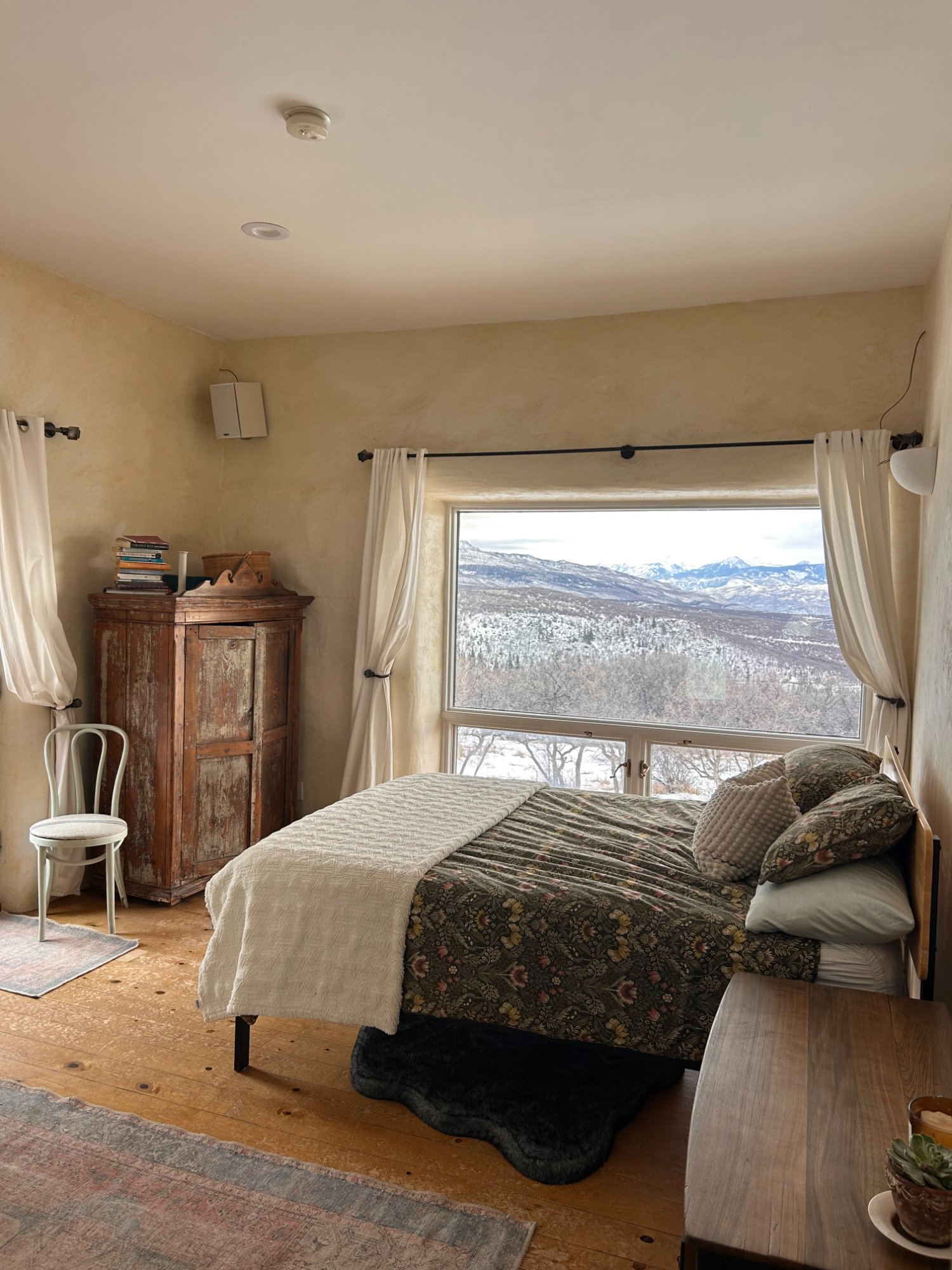 Bedroom with mountain view